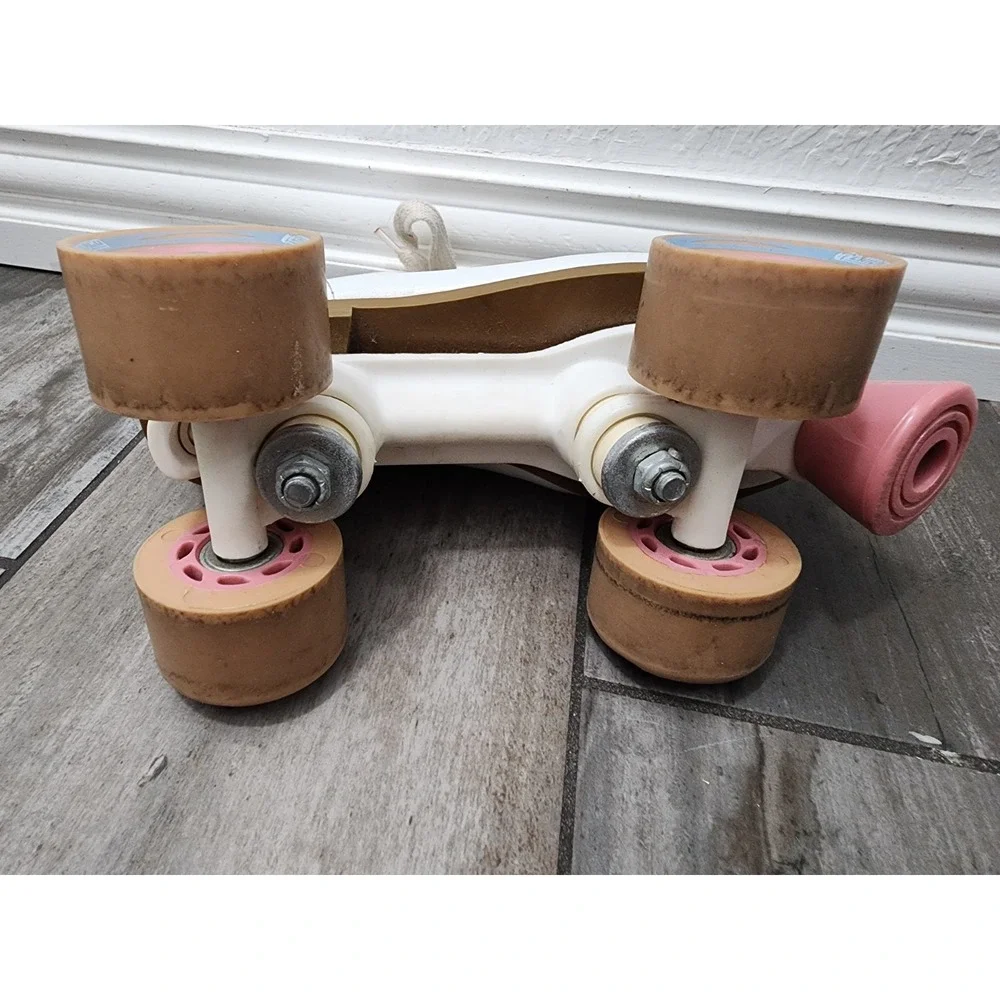 Vintage Chicago Girls Rink Skates White/Pink Size- Junior 3